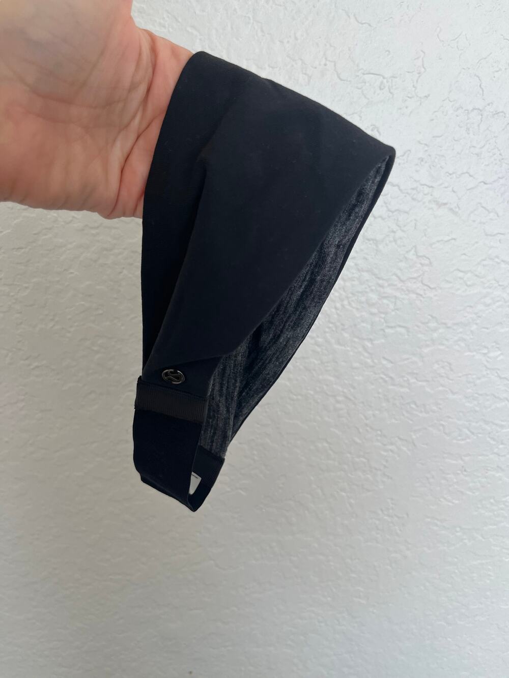 Lululemon Reversible Black Gray Running Headband O/S